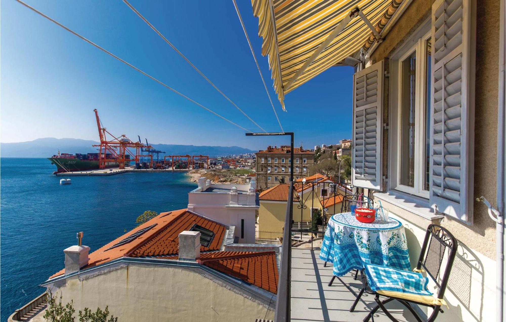 Gorgeous Apartment In Rijeka With Kitchen المظهر الخارجي الصورة